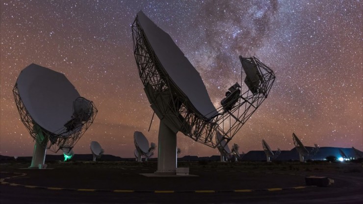 Observaciones en radio revelan la química de 3I/ATLAS y buscan señales alienígenas