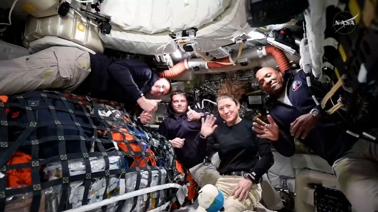 La tripulación de Artemis II supera el récord del vuelo espacial tripulado más lejano.